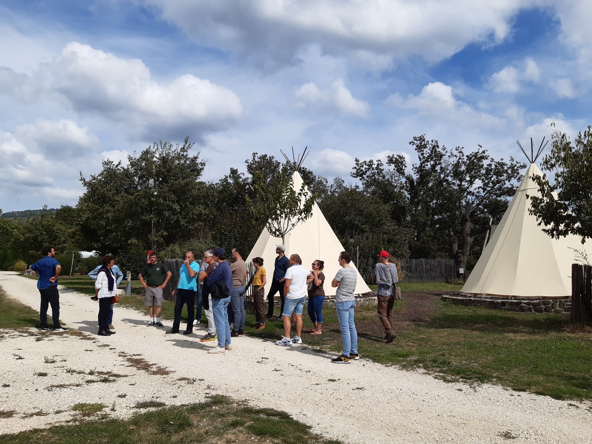 Photo journée végétalisation des campings